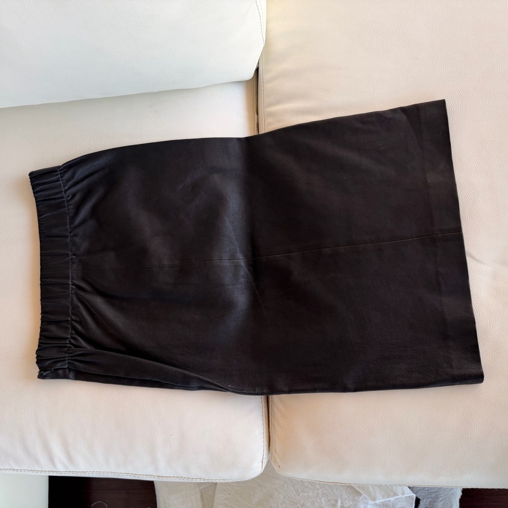 New lambskin leather pencil Skirt size xs